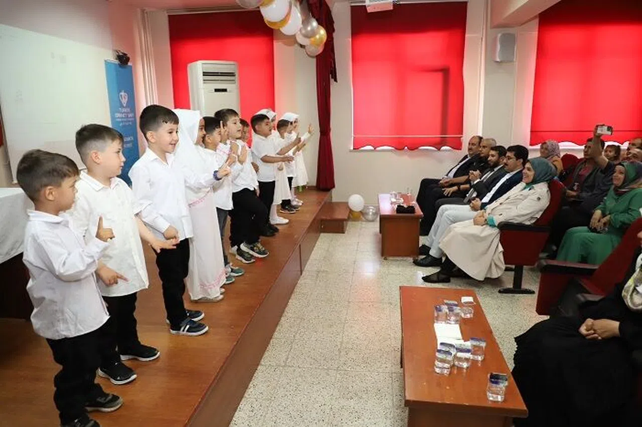 Pazarcık’ta minik hafızlar gönülleri fethetti