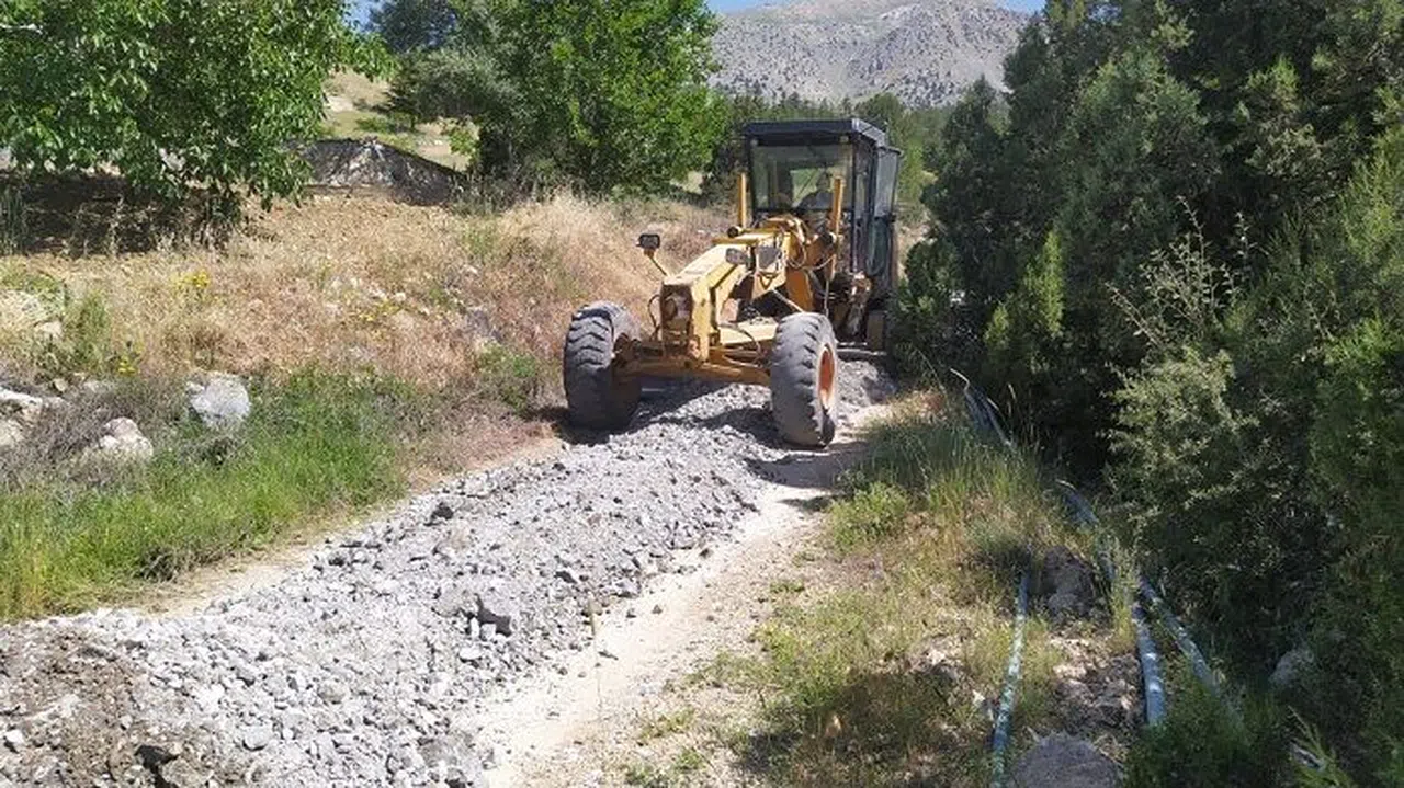 Başkan Akpınar: Mahallelerimizin Yol Standardını Yükseltmeyi Hedefliyoruz