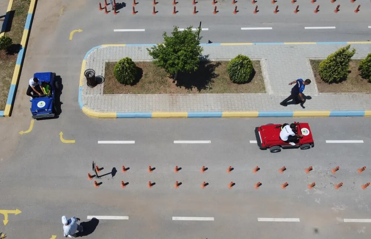 10 bin çocuğa trafik eğitimi