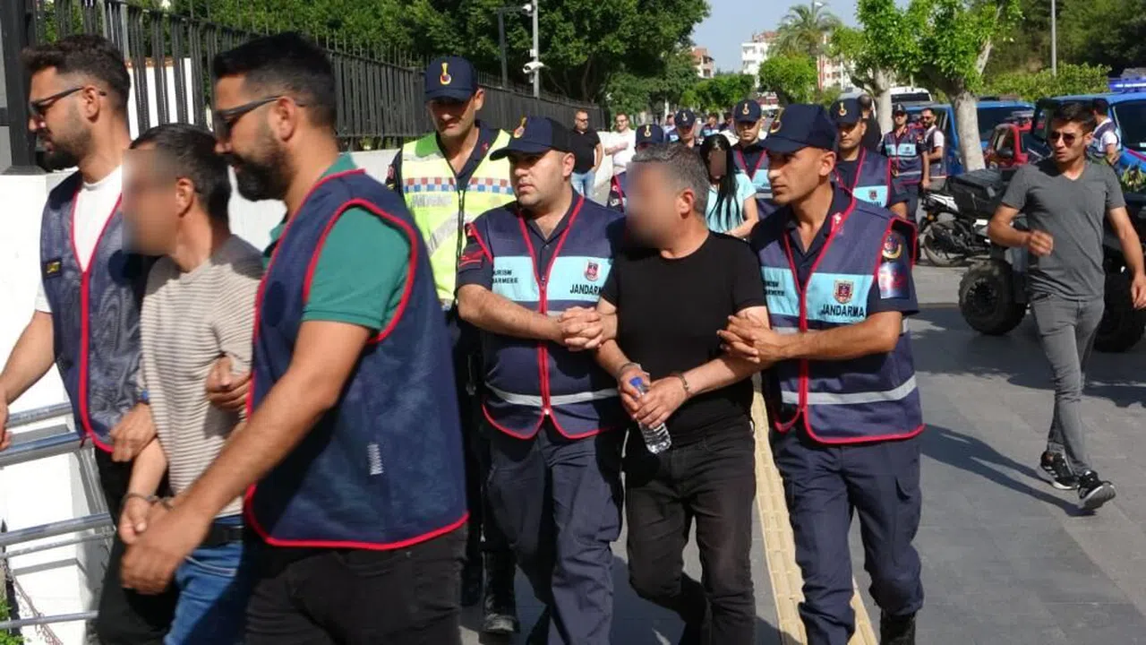 Orman yolsuzluğuna 4 tutuklama
