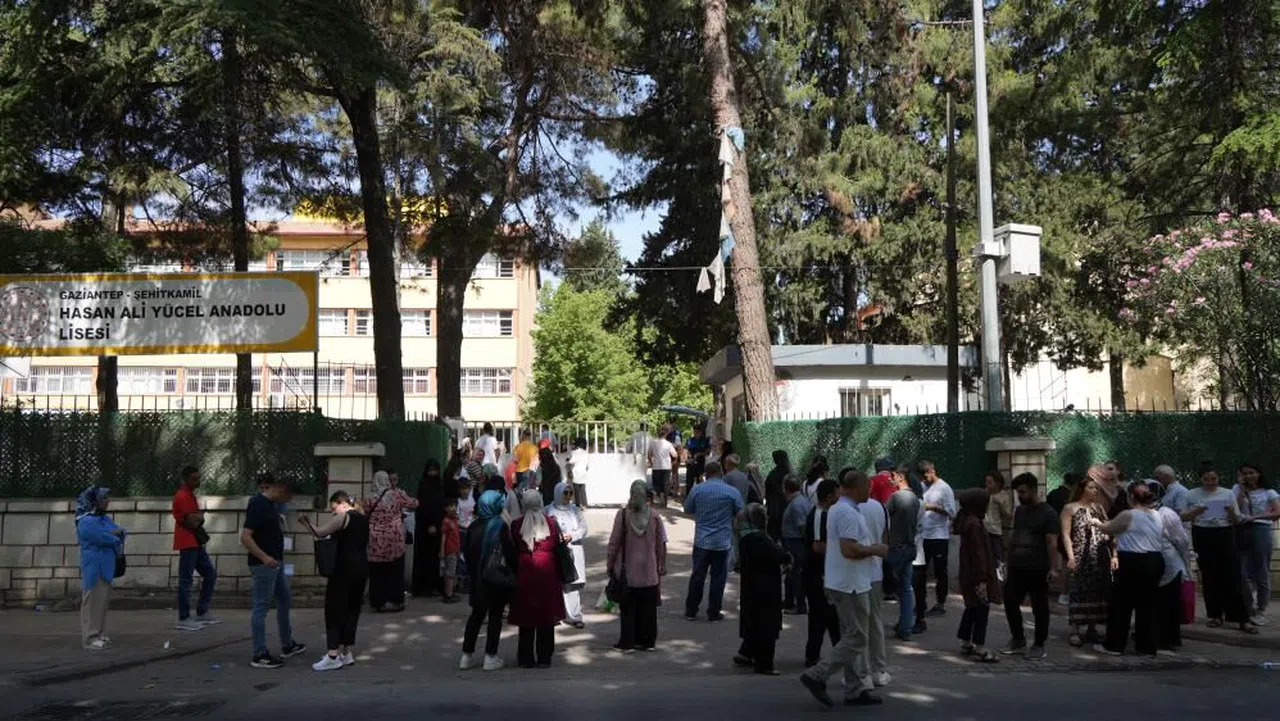 Gaziantep'te YKS heyecanı başladı