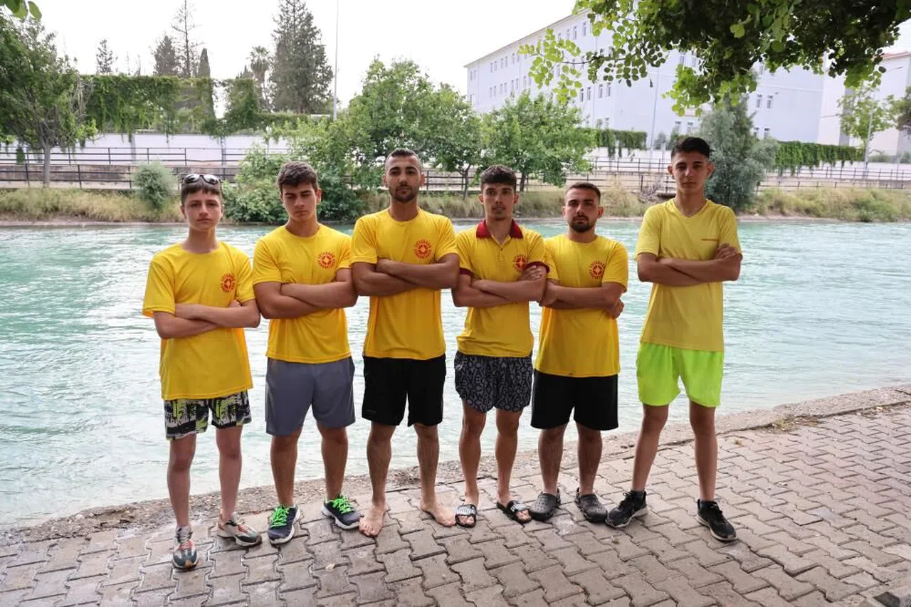 Mahalleli kendi "Cankurtaran" ekibini kurdu