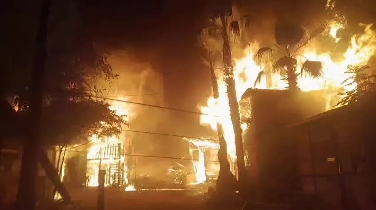Olympos'ta Kadir's Ağaç Evleri ikinci kez tamamen yandı