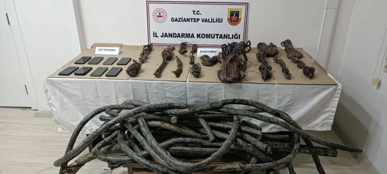 Devlet kurumundan 5 milyon liralık kablo vurgununa jandarma darbesi