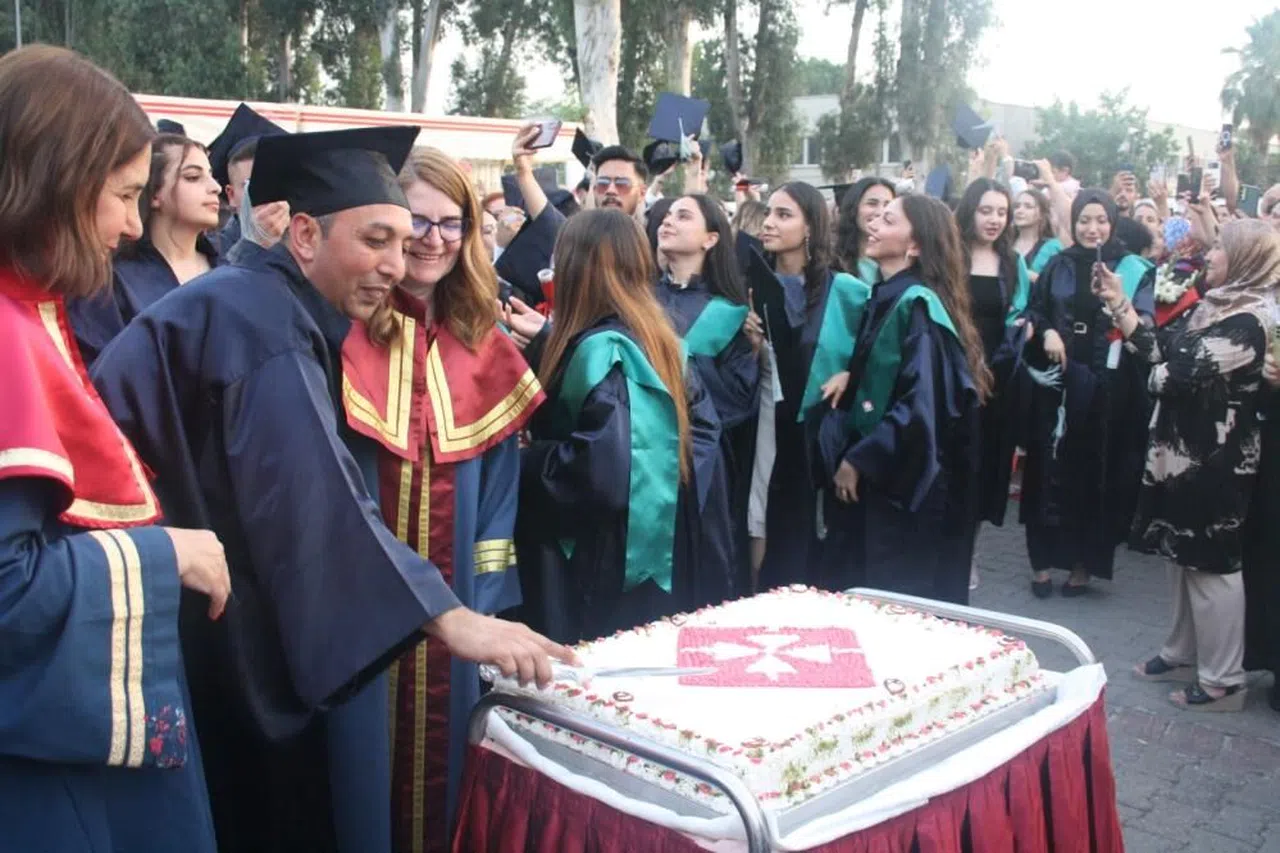 Geleceğin sağlıkçıları mezun oldu