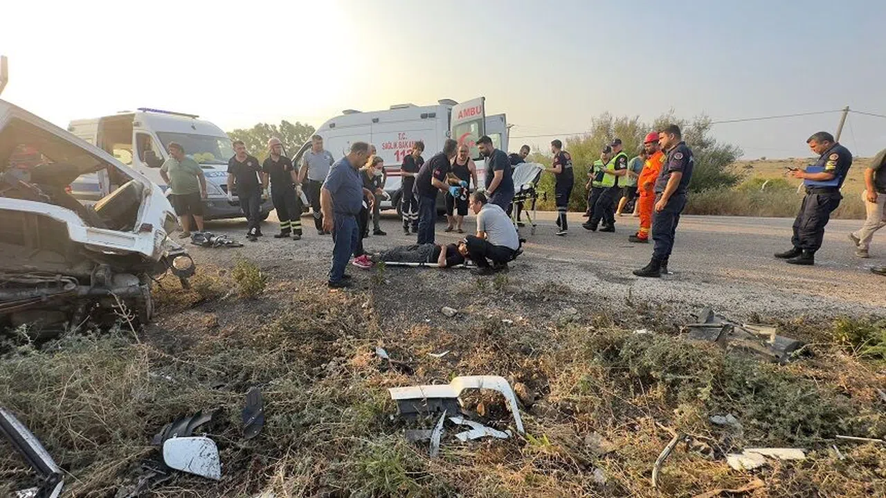 Trafik kazası: 3 ölü, 2 yaralı