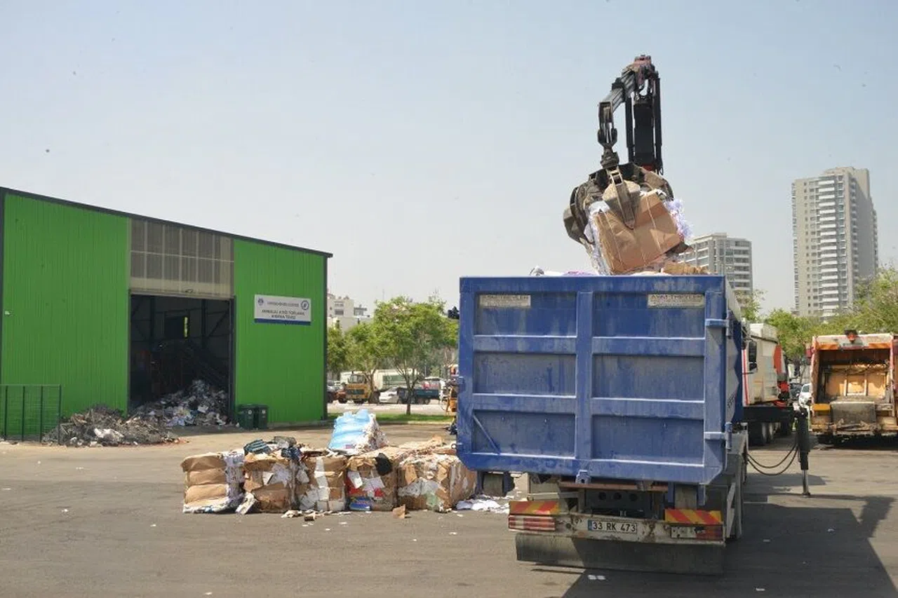 352 ton ambalaj ve tekstil atığı geri dönüşüme kazandırıldı