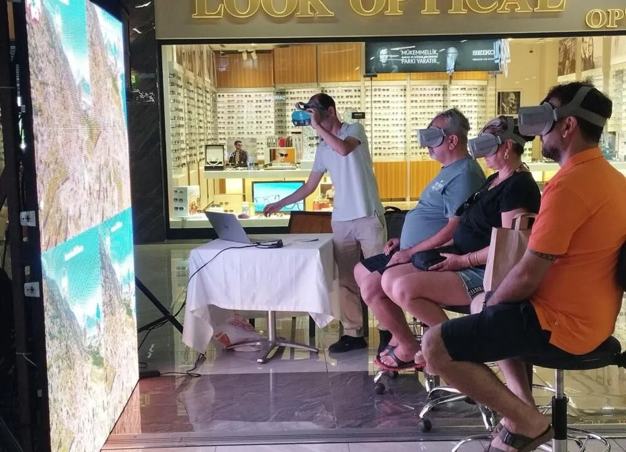 VR etkinliğiyle Mersin'i yeniden keşfettiler