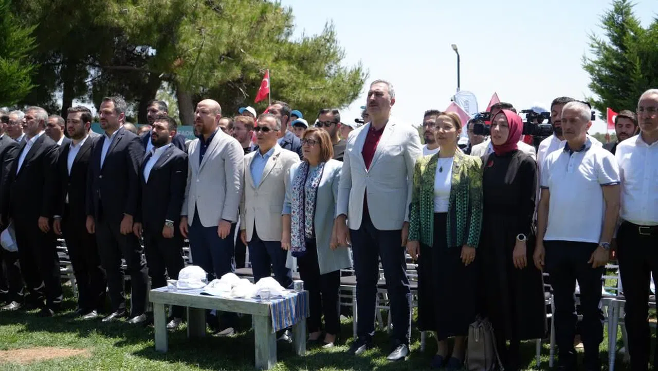 TÜGVA Yaz Okulu Lansmanı Erdoğan'ın katılımıyla yapıldı