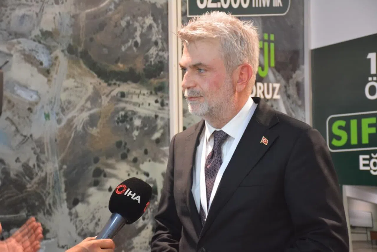 Görgel: “İnşallah seneye tüm deprem konutlarımızı bitirmiş oluruz”