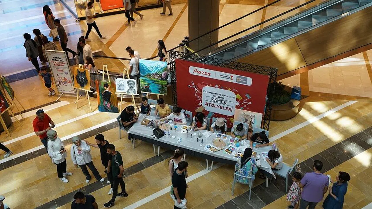 Kahramanmaraş'ta Atıklar Sanata Dönüşerek Beğeni Kazandı