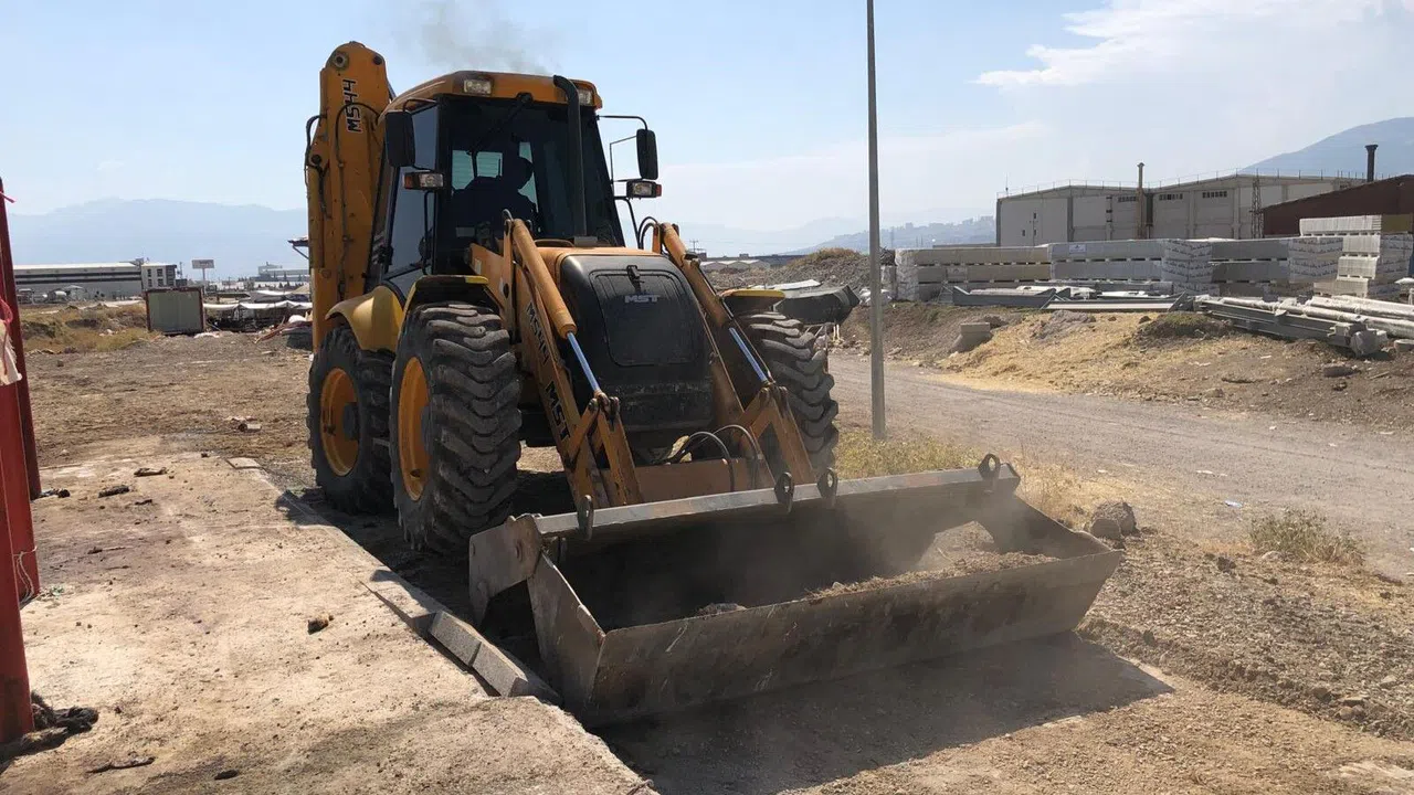 Büyükşehir, Şehri Hayvansal Atıklardan Arındırıyor