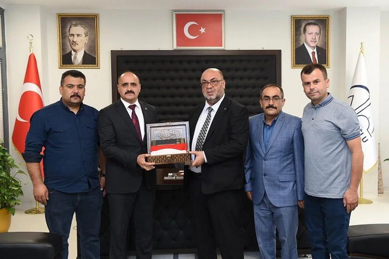 Mehmet Akpınar ATAUZDER’E Bayram Sevinci Yaşattı