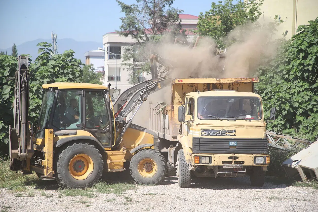 Dulkadiroğlu Belediyesi Park Ve Bahçe Müdürlüğü'nden Bayram Hazırlığı