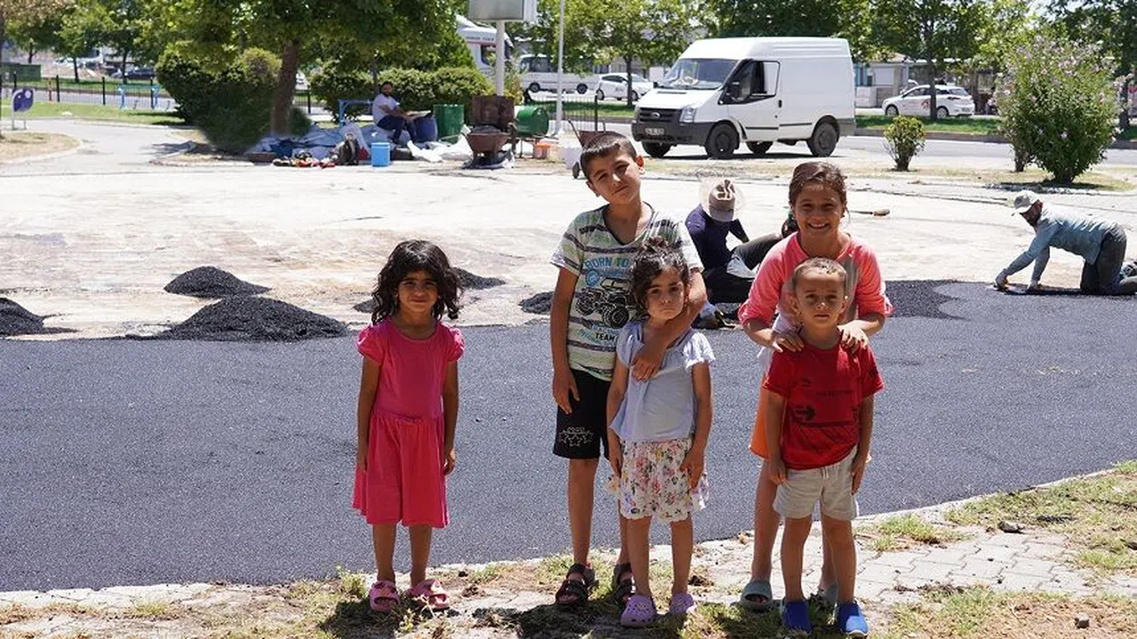 Dulkadiroğlu'nda Parklar Yenileniyor