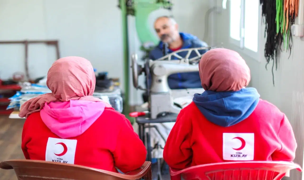 Kahramanmaraş’ta 583 depremzede esnafa Türk Kızılayı desteği