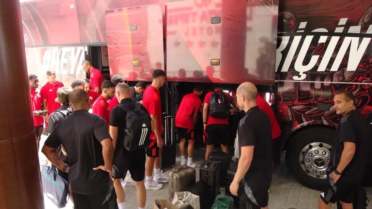 Antalyaspor ilk hazırlık kamp dönemi için Burdur'a geldi