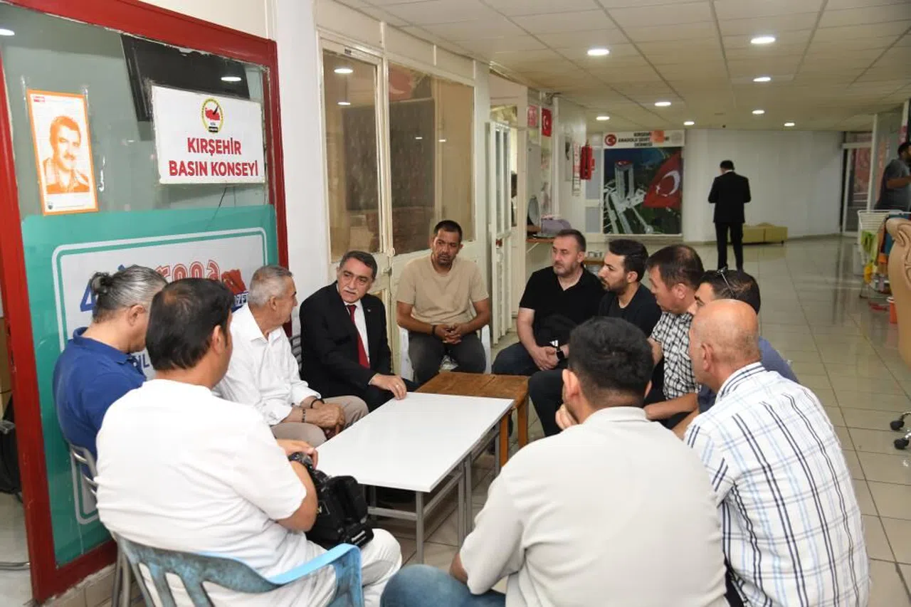 Rektör Karahocagil, Kırşehir Basın Konseyi'nde projelerini anlattı