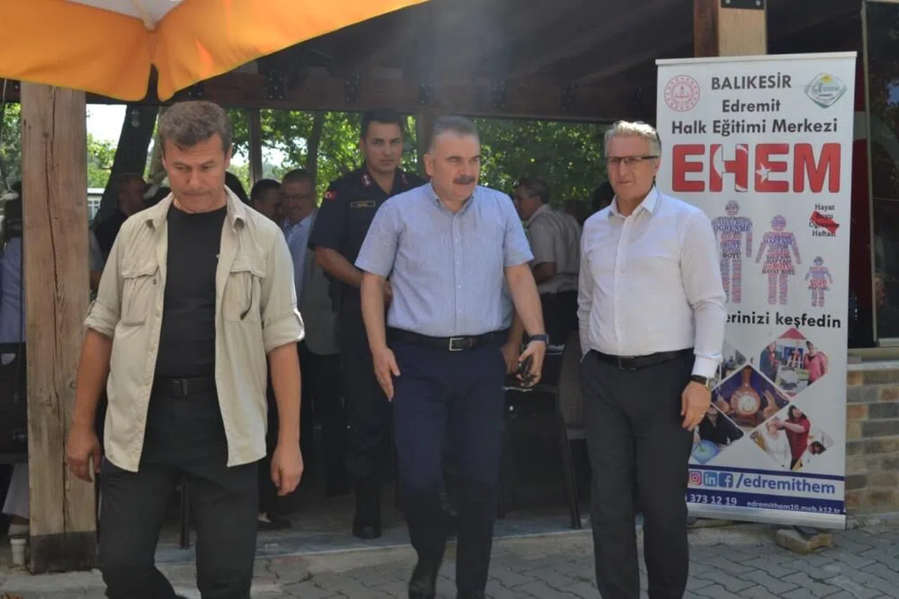 Balıkesir Edremit’te Hayat Boyu Öğrenme komisyon toplantısı yapıldı