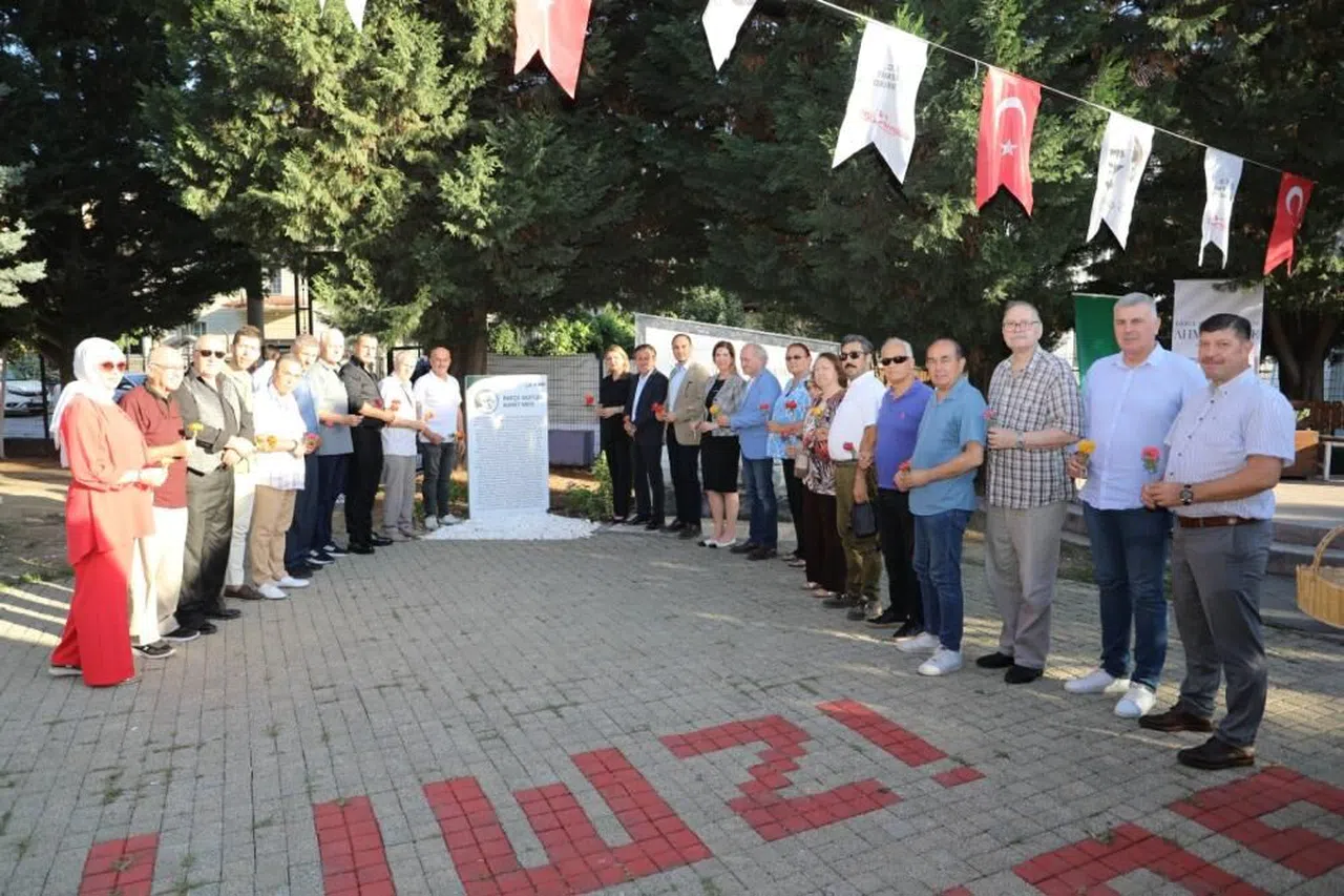 Ahmet Mete dualarla anıldı