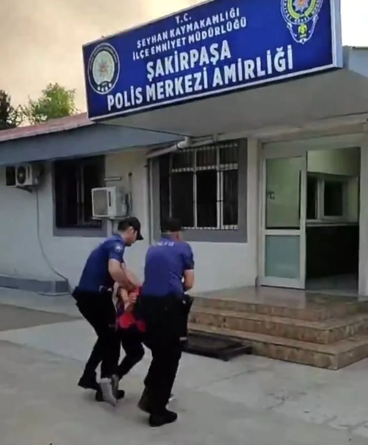 İslami değerlere saldırı içerikli paylaşımlar gerçekleştiren şüpheli Adana'da gözaltına alındı