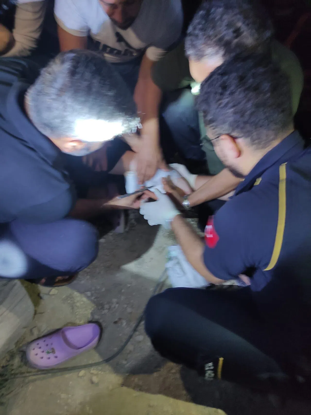 Kahramanmaraş'ta Ayağına inşaat demiri battı