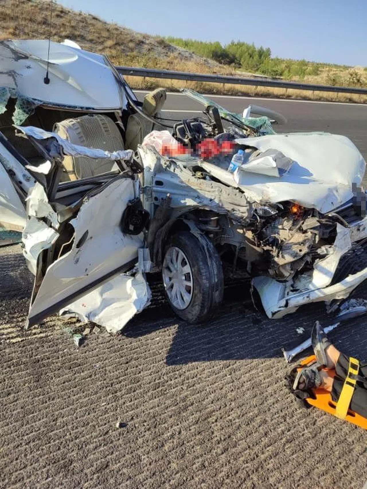 Gaziantep 'de Kontrolden çıkan otomobil önündeki tıra çarptı: 1 ölü, 6 yaralı