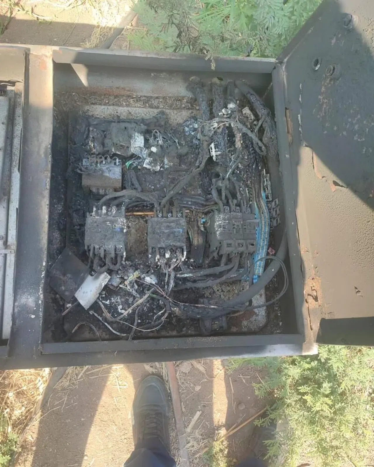 Hatay Kumlu’da elektrik panosunda çıkan yangın söndürüldü