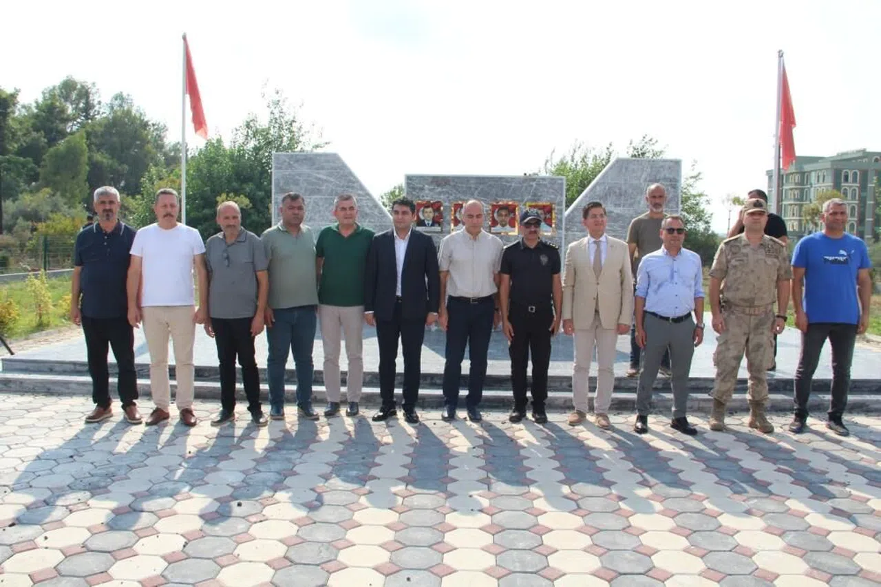 Teröristlerin saldırısında şehit olan polis memurları anıldı