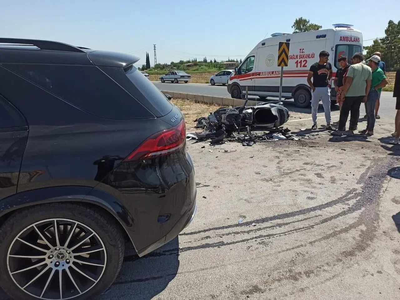 Lüks ciple çarpışan motosikletteki 1 kişi öldü, 1 kişi yaralandı