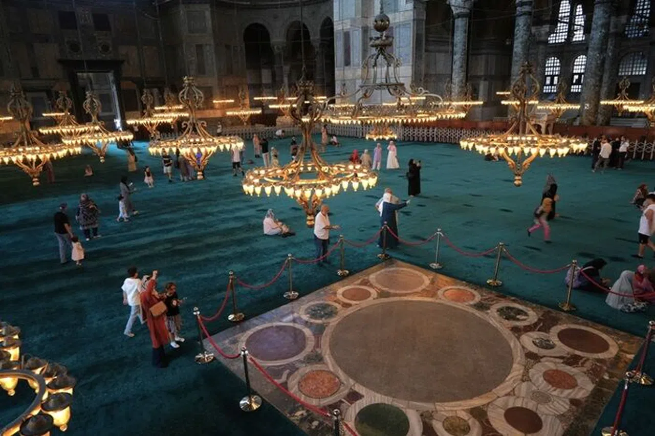Ayasofya Camii'ni gelecek nesillere taşıyacak değişimler yapıldı