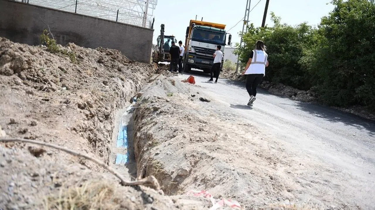 Ayaklıcaoluk’un Yeni İçmesuyu Hattının İmalatı Sürüyor