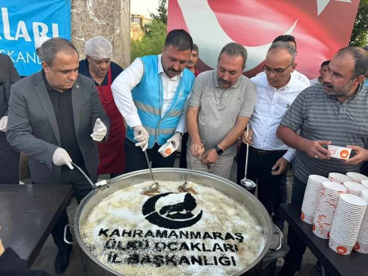 Ülkü Ocakları ve MHP teşkilatı Aşure Günü’nde bir araya geldi