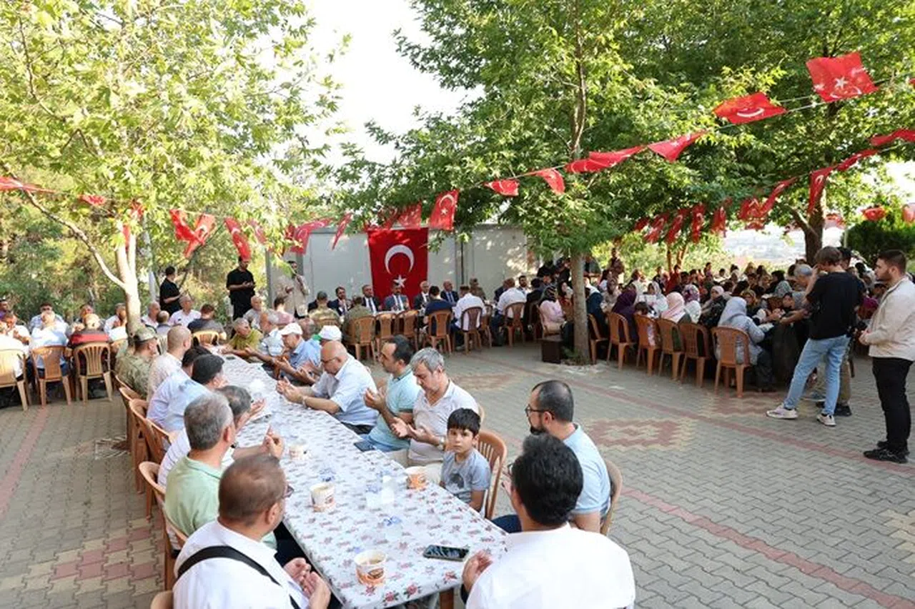 Şehit ve Gazi Yakınları Aşure Günü’nde bir araya geldi