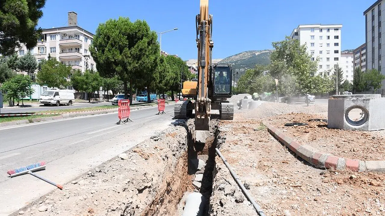 Büyükşehir’den Tavşantepe ve Hürriyet Mahallelerine Sağlam Altyapı