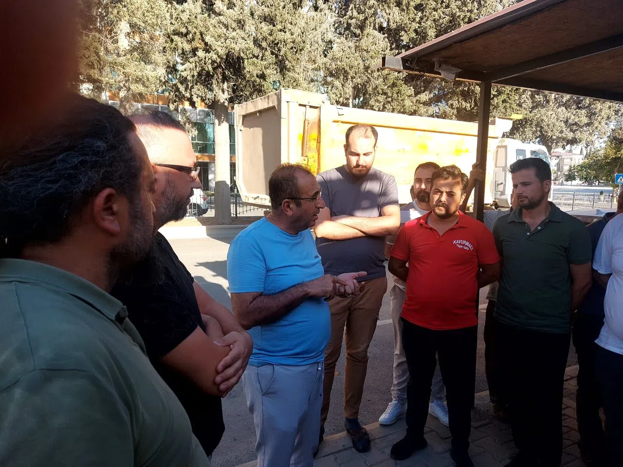CHP’li Ateş, esnafın sıkıntılarını dinledi