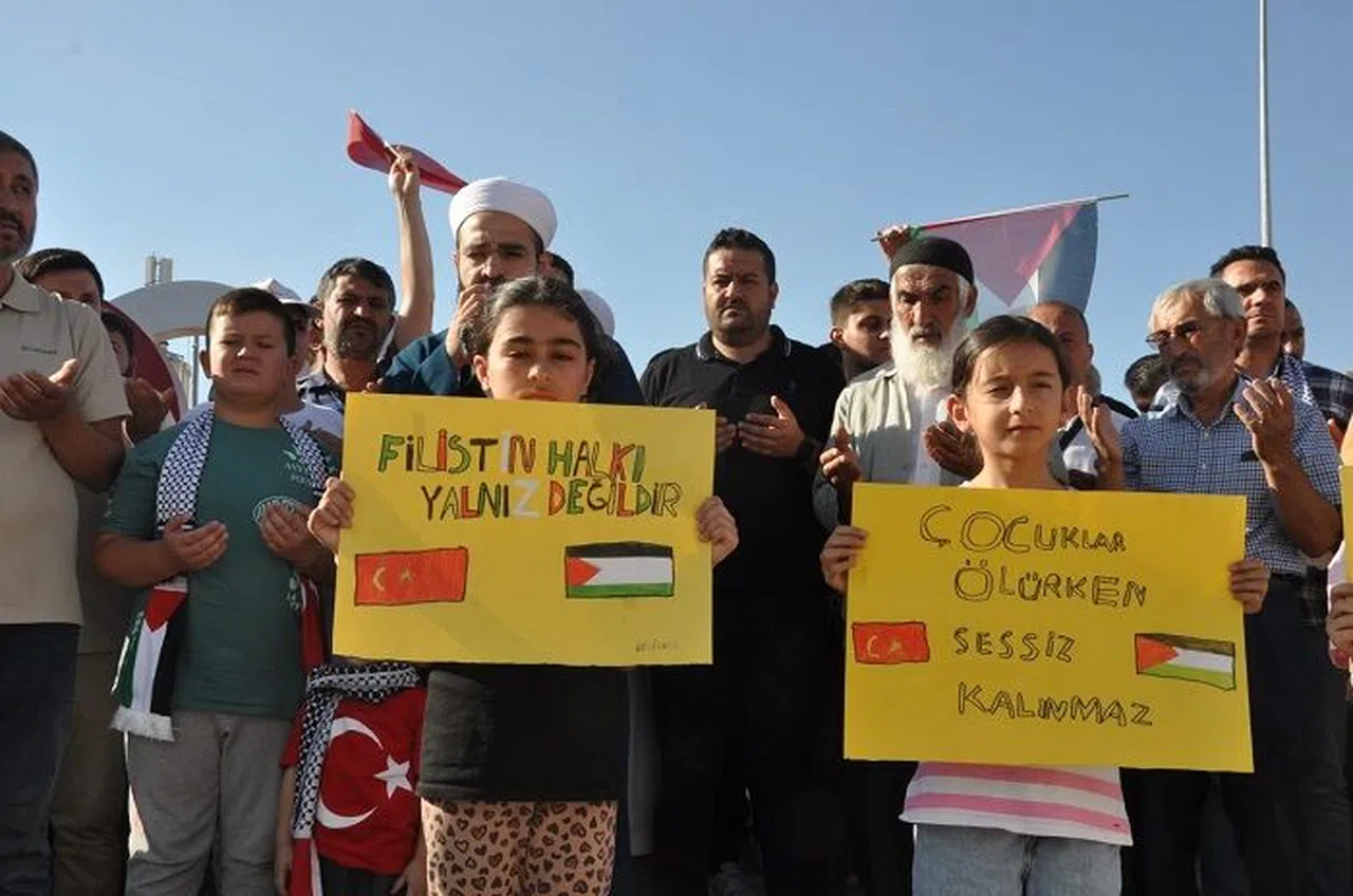 Elbistan halkı, Filistin ve Haniye için sokaklarda