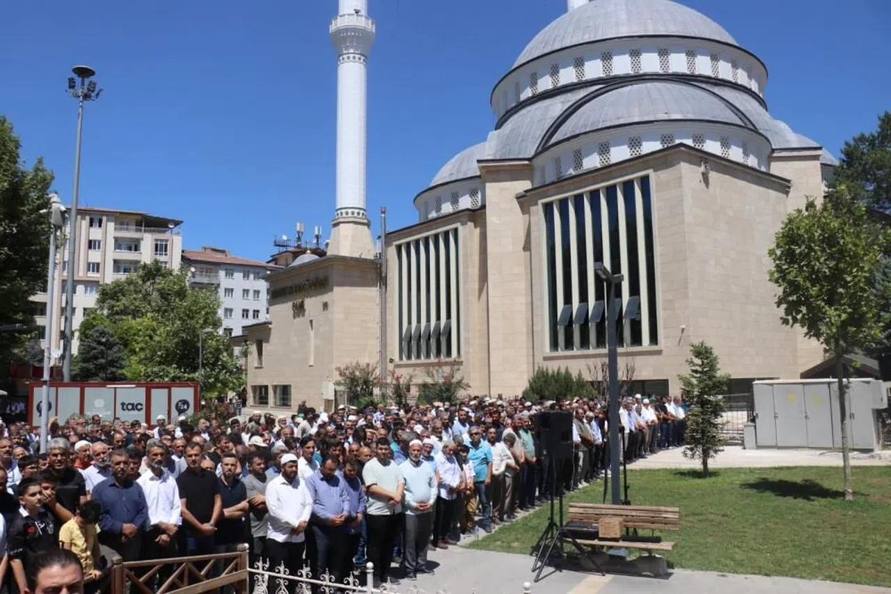 Malatya'da Haniye için gıyabi cenaze namazı kılındı