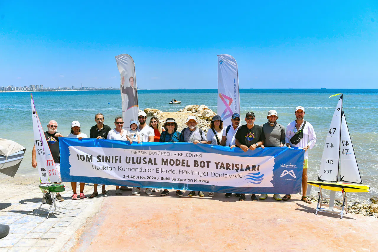 Mersin'de model bot yarışları tamamland