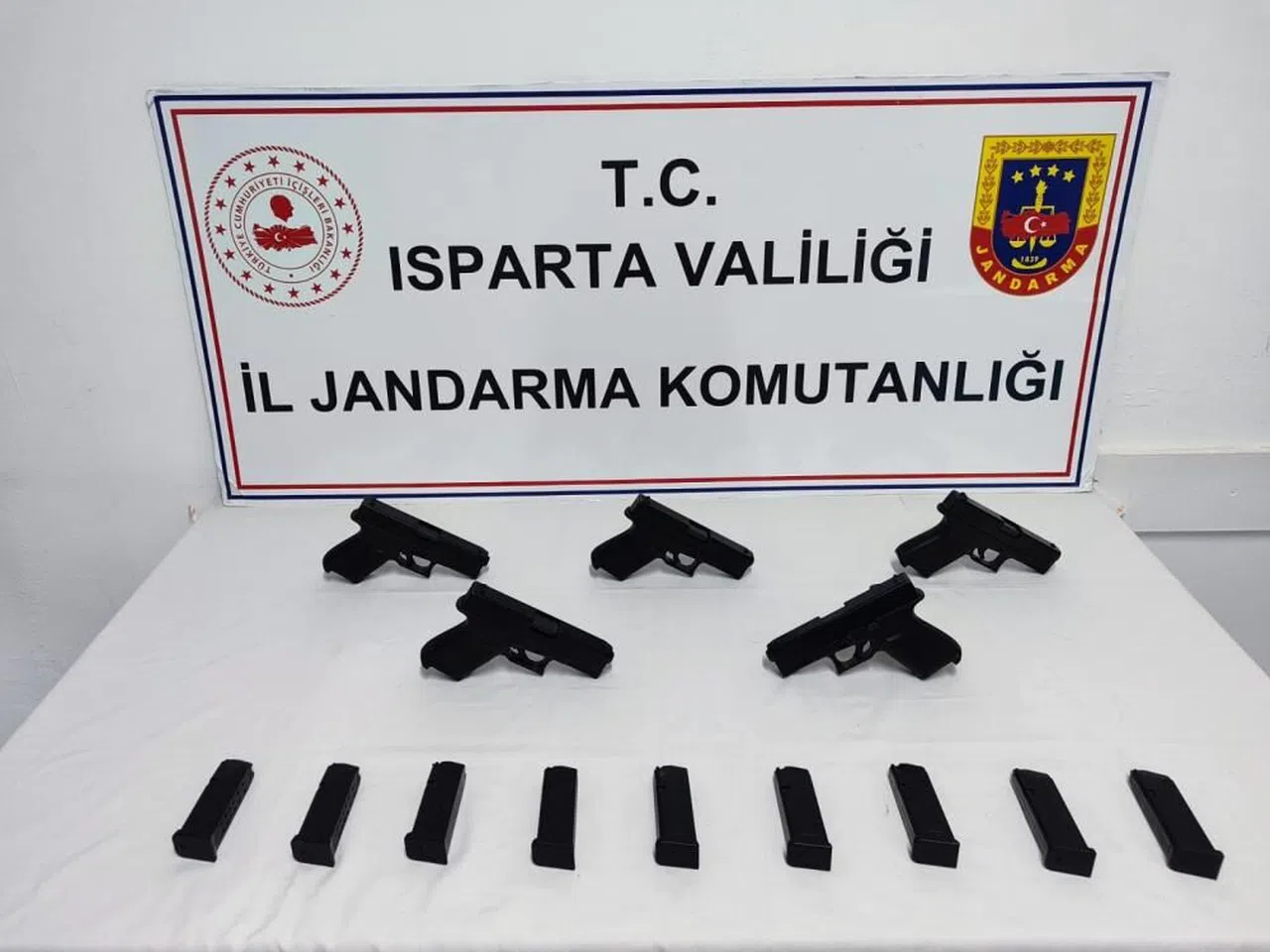 Silah kaçakçılığı yapan şahıs tutuklandı