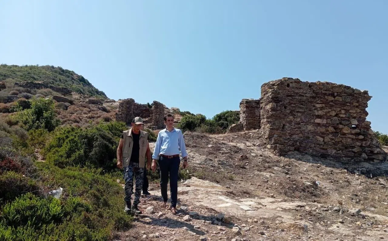 Kaymakamı Topsakaloğlu Arsinoe Antik Kentinde incelemelerde bulundu