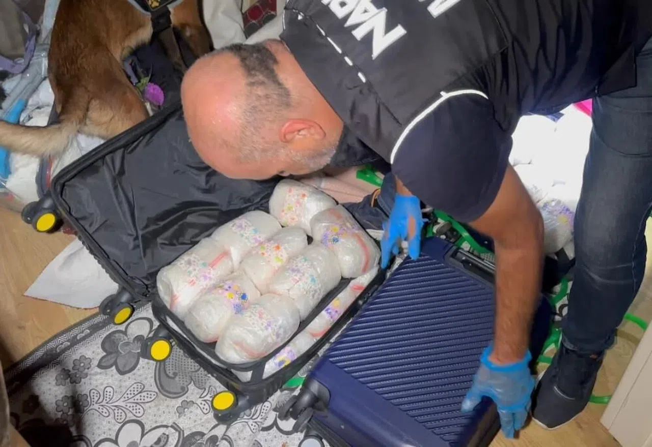 Mersin'de şok operasyon: Valizlerde 47 kilo metamfetamin ele geçirildi