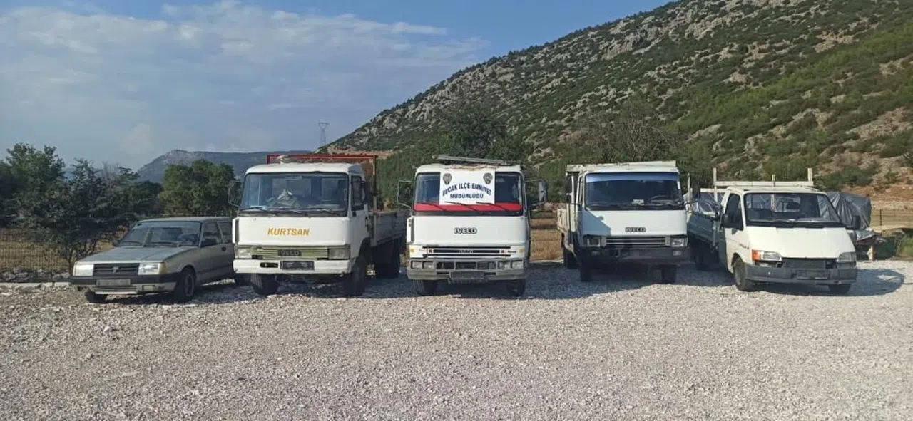 Araçların motor ve şaselerini değiştiren 1 şahıs tutuklandı