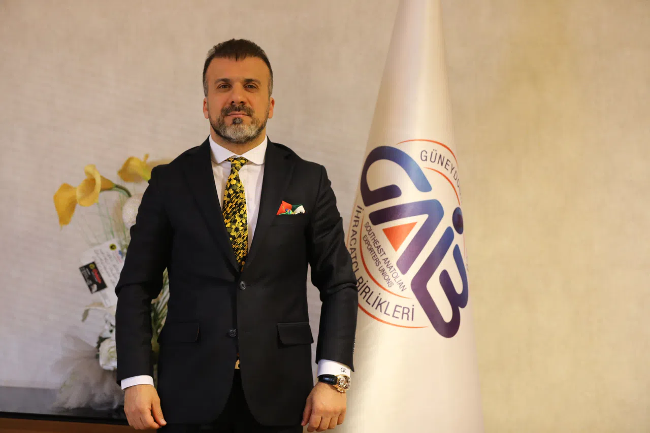 Celal Kadooğlu'ndan düşük kur mesajı