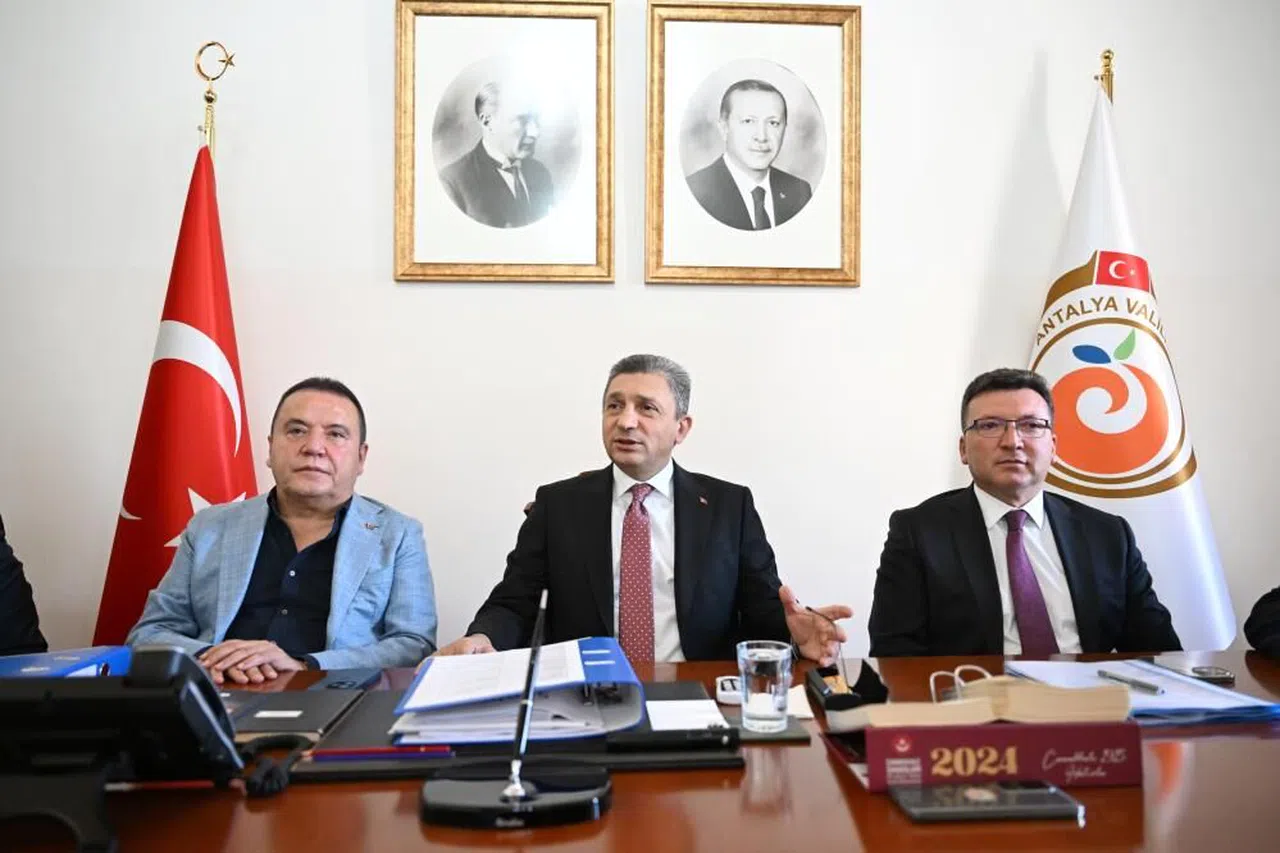 Vali Şahin: "Türkiye'nin turizm gelirinde Belek'in katkısı büyük
