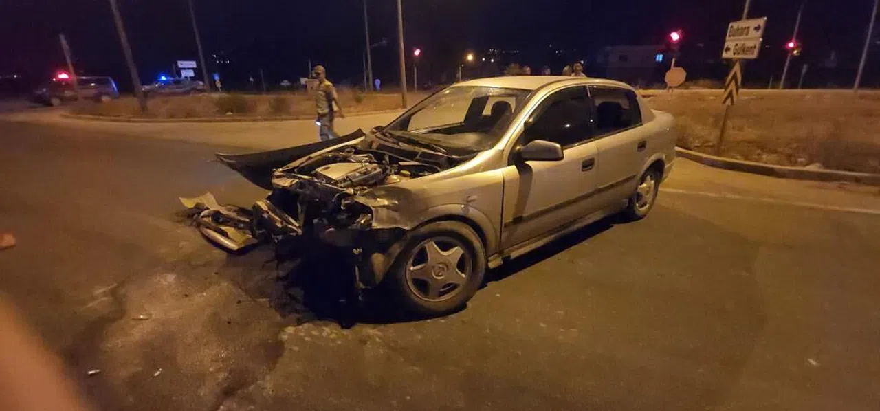 Hassa’da trafik kazası: 2 yaralı