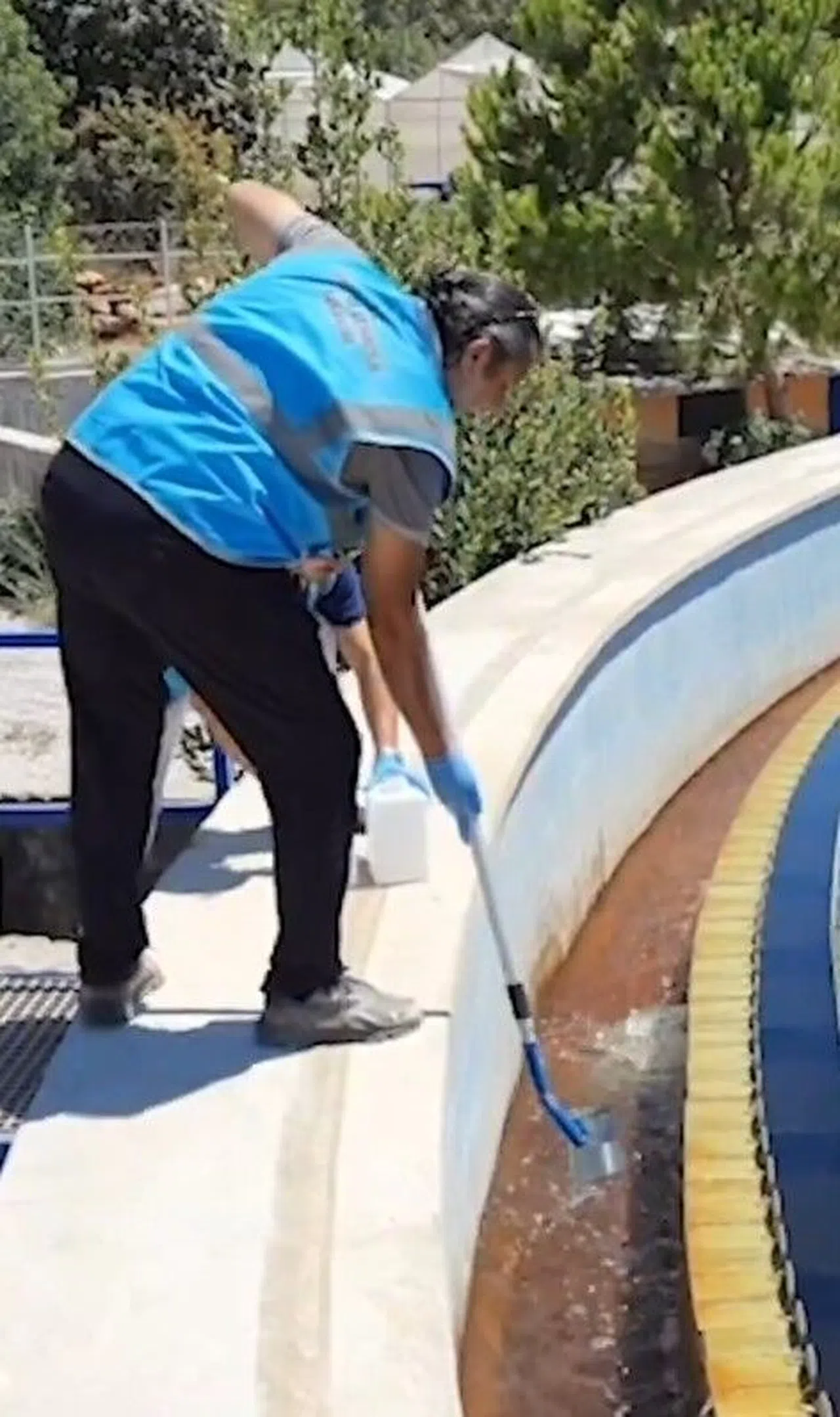 Deniz kirliliğine neden olan belediyeye yarım milyon liraya yakın ceza