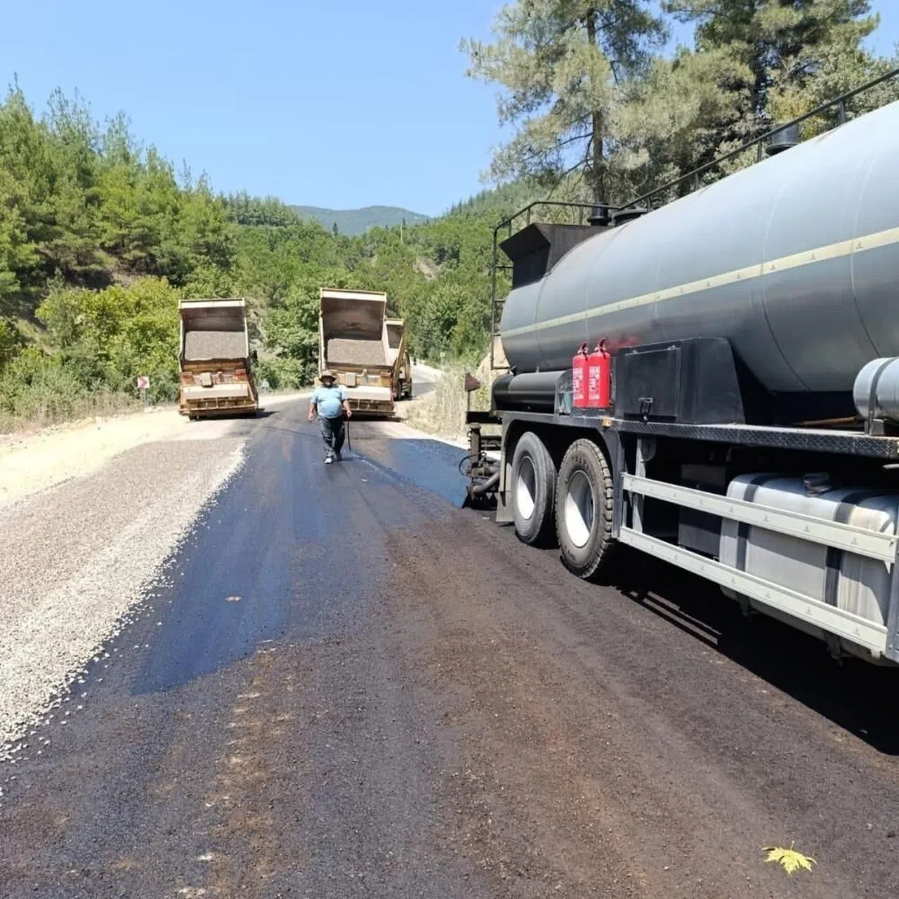 Büyükşehir, Andırın kırsalında ulaşım atağını sürdürüyor