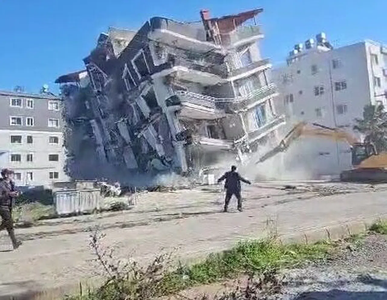 Önce film gibi izlediler, sonra da kaçtılar