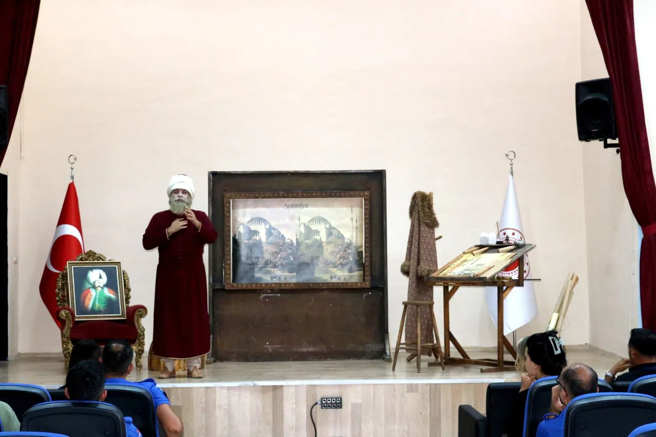 Şehir Tiyatrosu Tarsus Cezaevi'nde sahne aldı